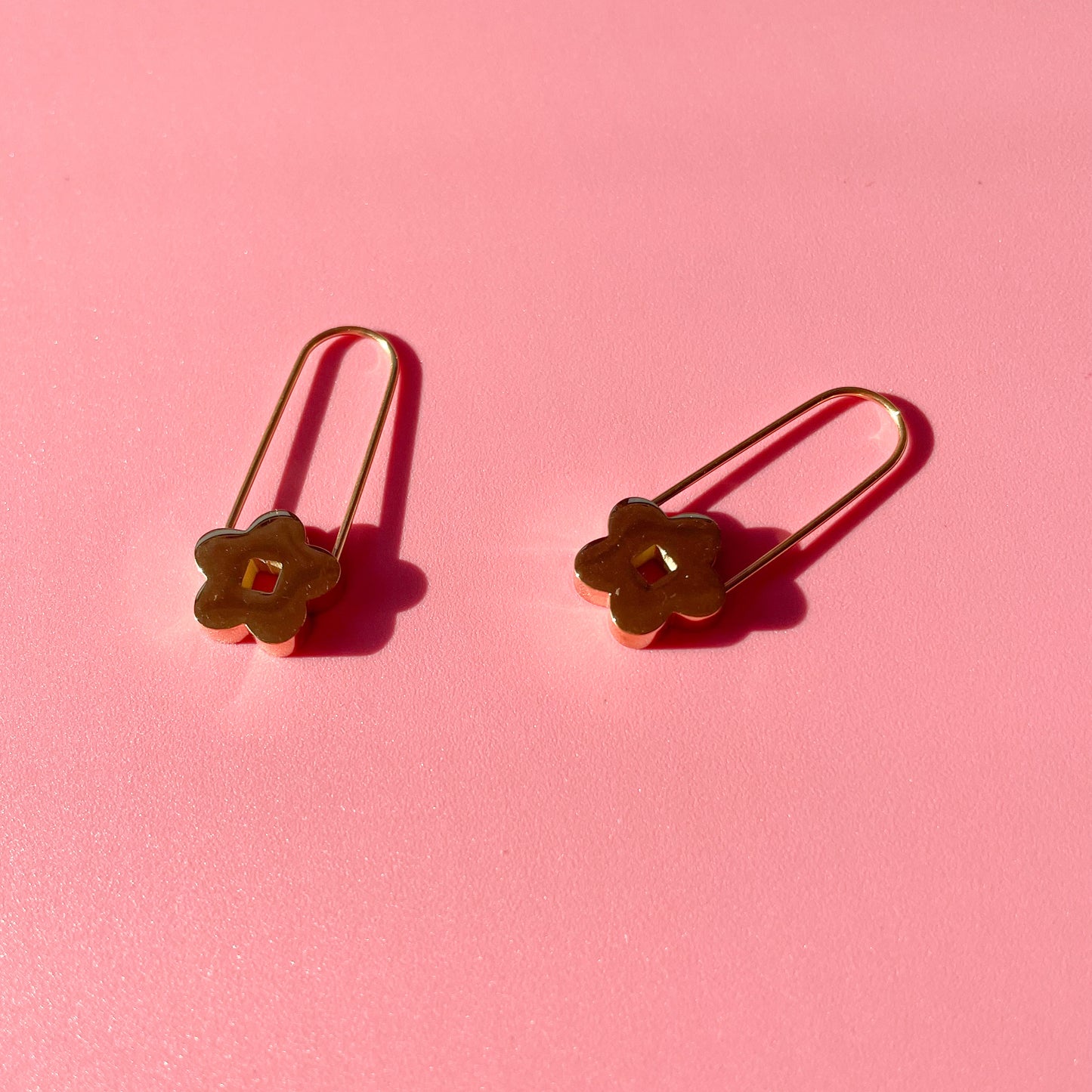 Daisy Pin Earrings
